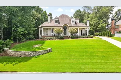 1820 Hadfield Boulevard, Roswell, GA 30075 - Photo 2