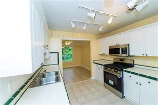 3740 Maple Valley Dr, Cumming, GA 30040 - Photo 4