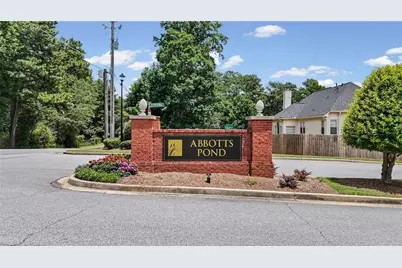 11355 Vedrines Drive, Alpharetta, GA 30022 - Photo 2