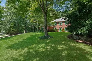 1350 Gran Forest Dr, Cumming, GA 30041 - Photo 2