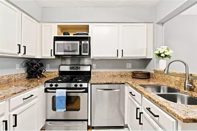 3940 Riverlook Parkway SE #103, Marietta, GA 30067 - Photo 10