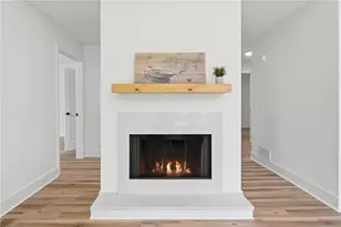400 Cottonwood Dr, Woodstock, GA 30189 - Photo 8