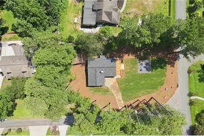 400 Cottonwood Drive, Woodstock, GA 30189 - Photo 6