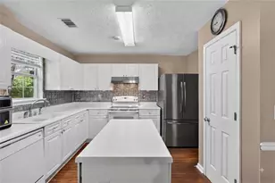 705 Allens Landing Dr, Lawrenceville, GA 30045 - Photo 24