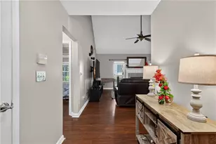 705 Allens Landing Dr, Lawrenceville, GA 30045 - Photo 6