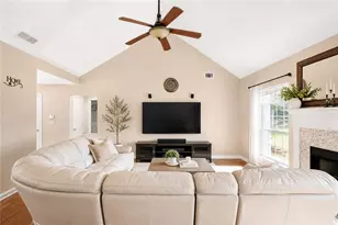 705 Allens Landing Dr, Lawrenceville, GA 30045 - Photo 12