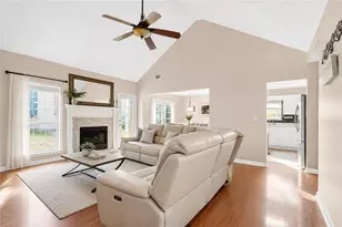 705 Allens Landing Dr, Lawrenceville, GA 30045 - Photo 8