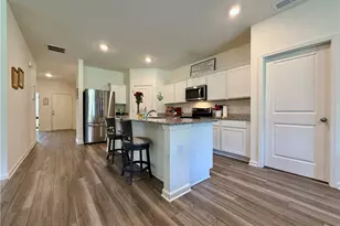 240 Hyde Pk, Winder, GA 30680 - Photo 4
