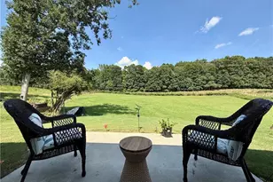 240 Hyde Pk, Winder, GA 30680 - Photo 36