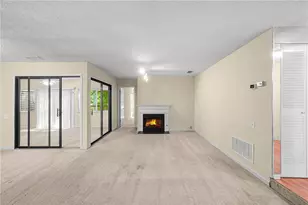 14 Dunwoody Springs Dr, Sandy Springs, GA 30328 - Photo 4