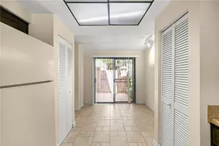 14 Dunwoody Springs Dr, Sandy Springs, GA 30328 - Photo 12