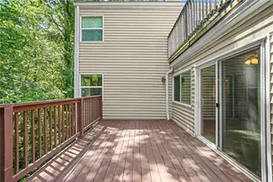 14 Dunwoody Springs Dr, Sandy Springs, GA 30328 - Photo 24