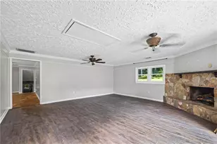 192 Summit St, Cornelia, GA 30531 - Photo 4