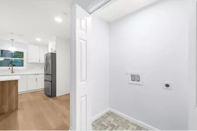 9570 Hillside Drive, Roswell, GA 30076 - Photo 22