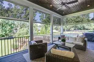 678 Bit O'Luck Dr, Suwanee, GA 30024 - Photo 44