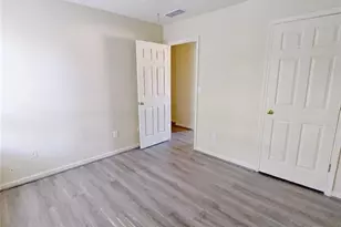 11830 Carriage Park Ln, Johns Creek, GA 30097 - Photo 14