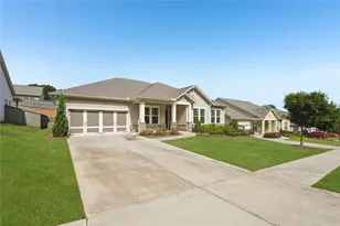 716 Elizabeth Trl, Woodstock, GA 30189 - Photo 2