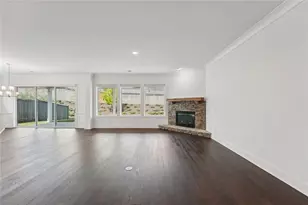 716 Elizabeth Trl, Woodstock, GA 30189 - Photo 8