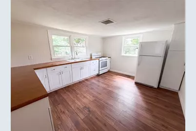 1727 Green Street NE, Conyers, GA 30012 - Photo 2