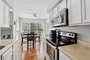 1211 Glenleaf Dr, Peachtree Corners, GA 30092 - Photo 4