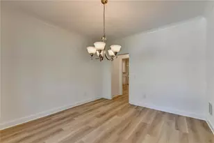 9135 Fox Trail Ln, Gainesville, GA 30506 - Photo 10