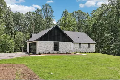 2725 Glendale Drive NE, Conyers, GA 30013 - Photo 4