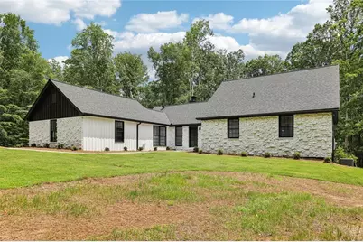 2725 Glendale Drive NE, Conyers, GA 30013 - Photo 1