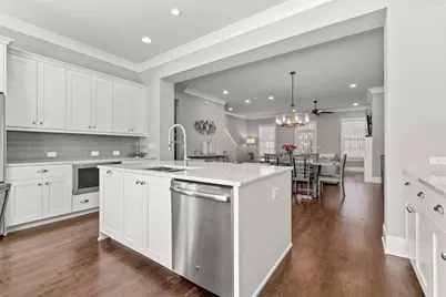 160 Clover Court, Roswell, GA 30075 - Photo 10