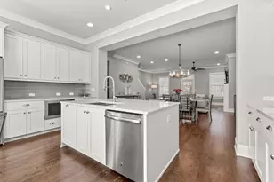 160 Clover Ct, Roswell, GA 30075 - Photo 10