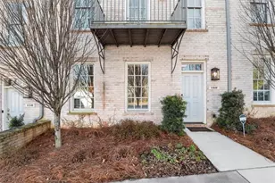 160 Clover Ct, Roswell, GA 30075 - Photo 2