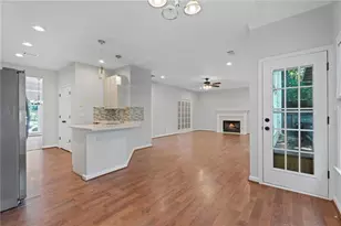 1010 Burycove Ln, Lawrenceville, GA 30043 - Photo 12