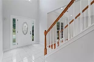 1010 Burycove Ln, Lawrenceville, GA 30043 - Photo 4
