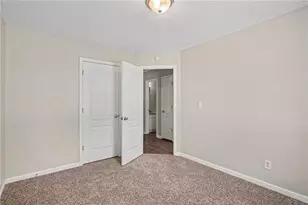 722 Rosewood Cir, Jonesboro, GA 30238 - Photo 14