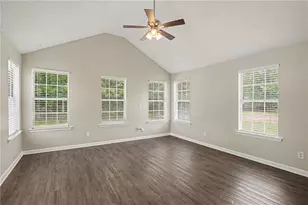 722 Rosewood Cir, Jonesboro, GA 30238 - Photo 18