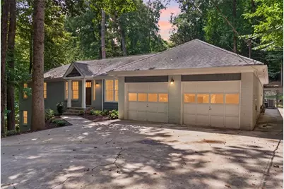 415 Forest Hills Drive, Sandy Springs, GA 30342 - Photo 46