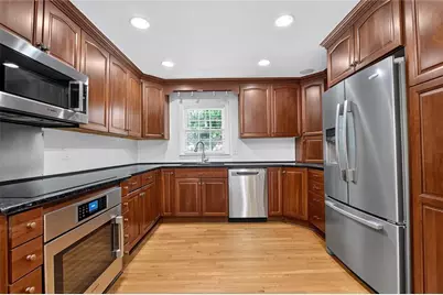 415 Forest Hills Drive, Sandy Springs, GA 30342 - Photo 10