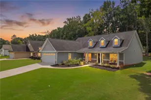 388 Belmont Park Dr, Commerce, GA 30529 - Photo 2
