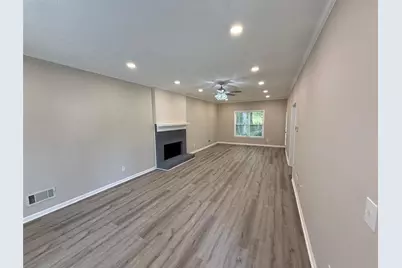 2781 Jen Chris Drive, Snellville, GA 30039 - Photo 8