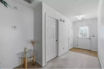 511 Barclay Court, Stone Mountain, GA 30083 - Photo 6