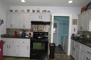 318 N College St, Cedartown, GA 30125 - Photo 12