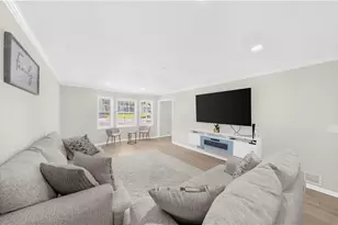 976 Walnut Dr, Lawrenceville, GA 30044 - Photo 12