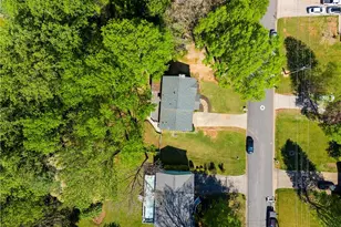 976 Walnut Dr, Lawrenceville, GA 30044 - Photo 30