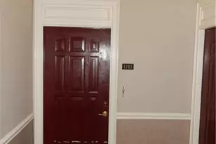 3334 Peachtree Rd NE, Atlanta, GA 30326 - Photo 2