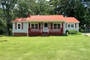 16 Garrett Ave, Bremen, GA 30110 - Photo 1