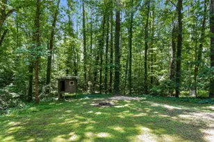 3801 Stonewall Dr, Kennesaw, GA 30152 - Photo 4
