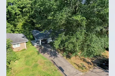2834 S Clark Drive, East Point, GA 30344 - Photo 2