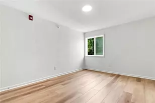 5095 Roswell Rd, Sandy Springs, GA 30342 - Photo 16