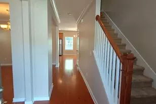 1497 Weatherbrook Cir, Lawrenceville, GA 30043 - Photo 4