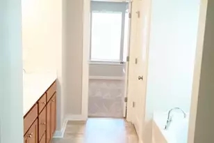 1497 Weatherbrook Cir, Lawrenceville, GA 30043 - Photo 22
