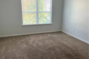 10201 Fairington Ridge Cir, Lithonia, GA 30038 - Photo 16